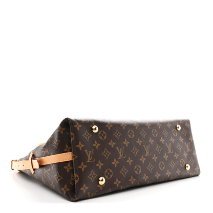 Monogram Carryall Mm Handbag