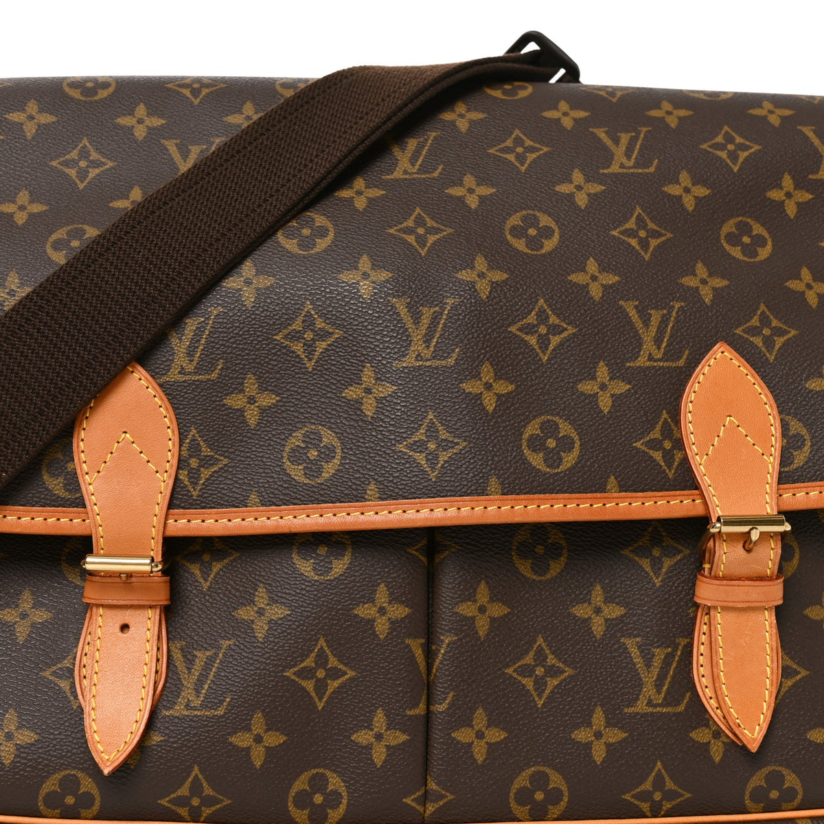 Monogram Sac Gibeciere Gm Handbag