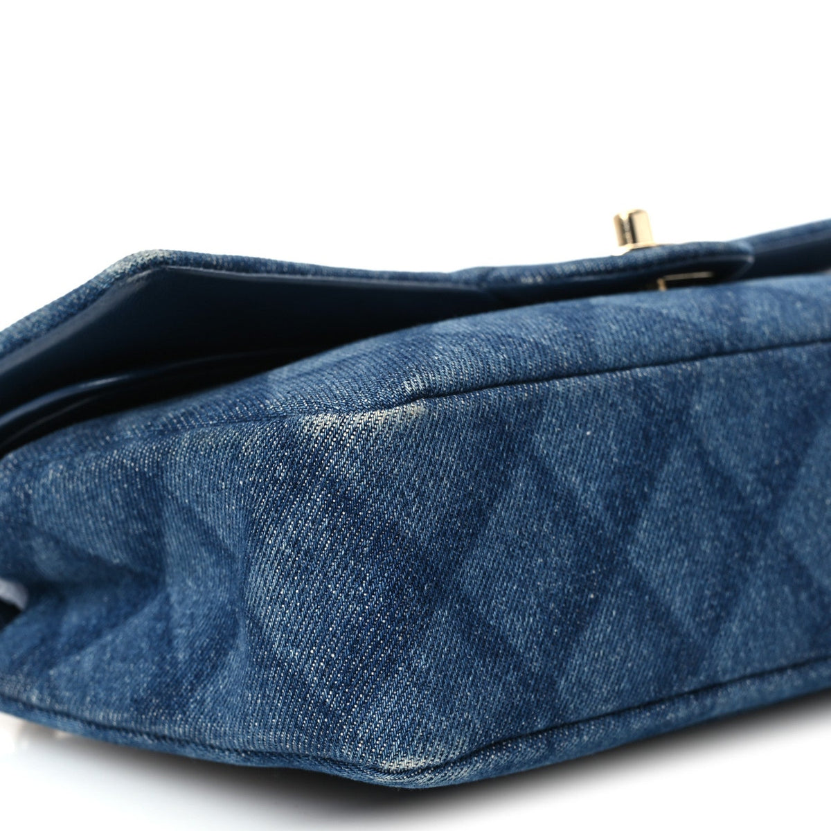 Medium Quilted Flap Shoulder Bag - Blue
