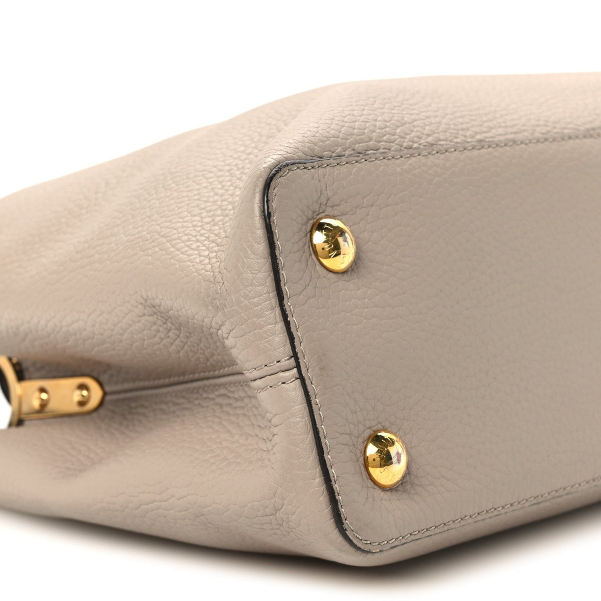 Taurillon Capucines Pm Galet Handbag