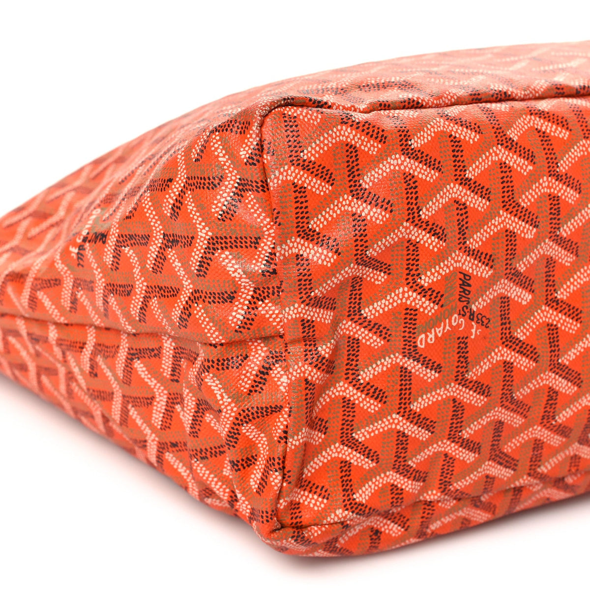Ine Saint Louis Pm Orange Handbag
