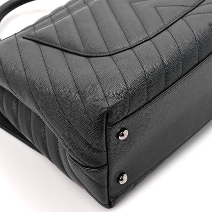 Medium Quilted Caviar Flap Shoulder Bag - Black