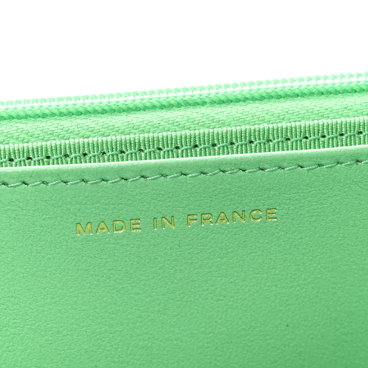 Quilted Caviar Wallet Bag - Green