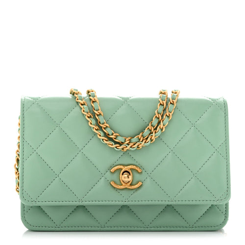 Quilted Lambskin Wallet Bag - Green