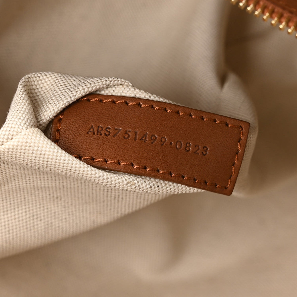 Medium Calfskin Handbag - Natural
