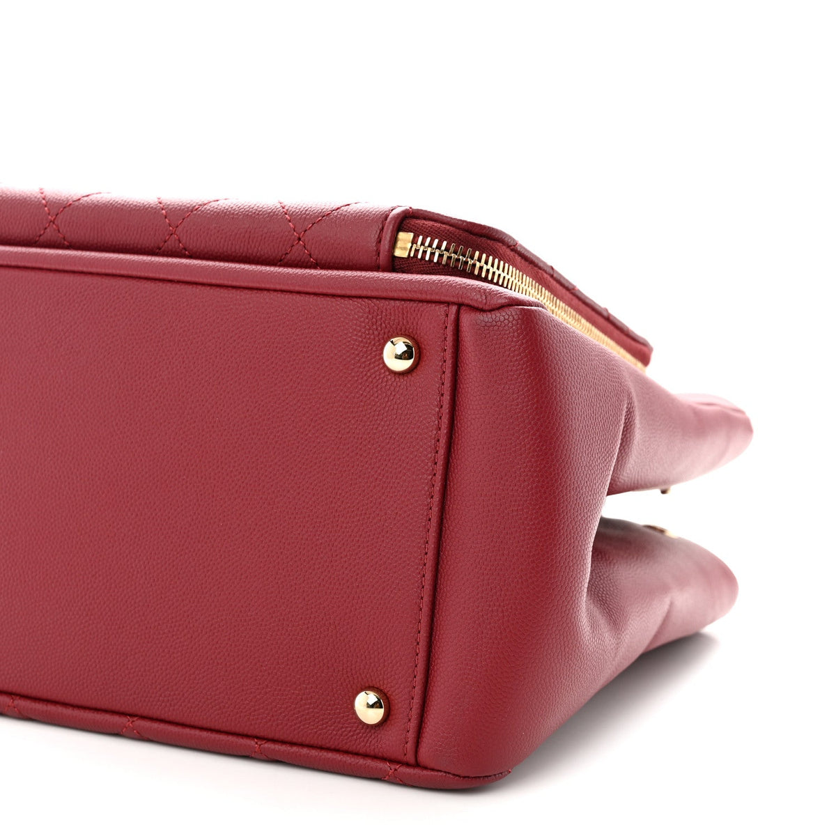 Small Quilted Caviar Handbag - Red