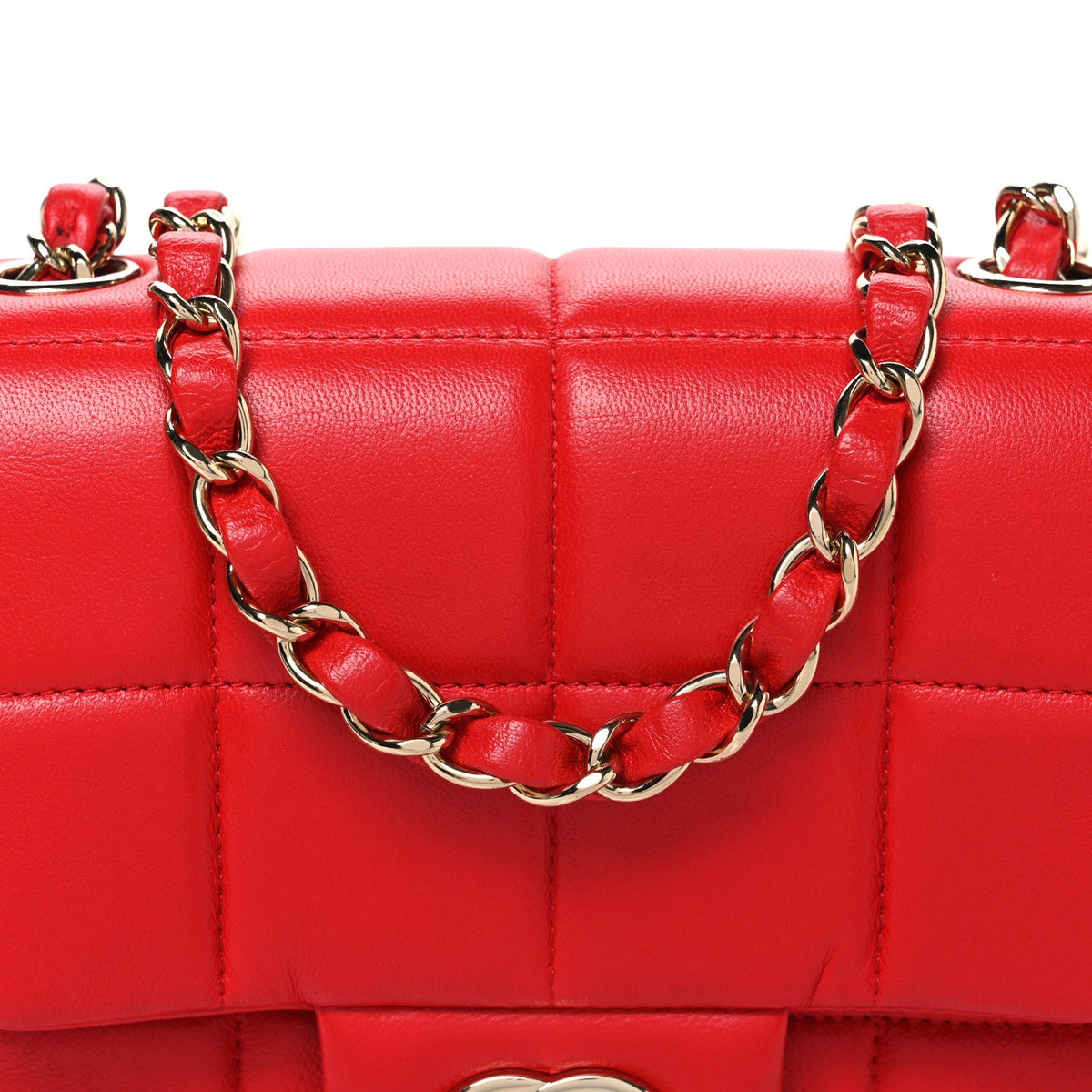 Mini Quilted Lambskin Flap Shoulder Bag - Red