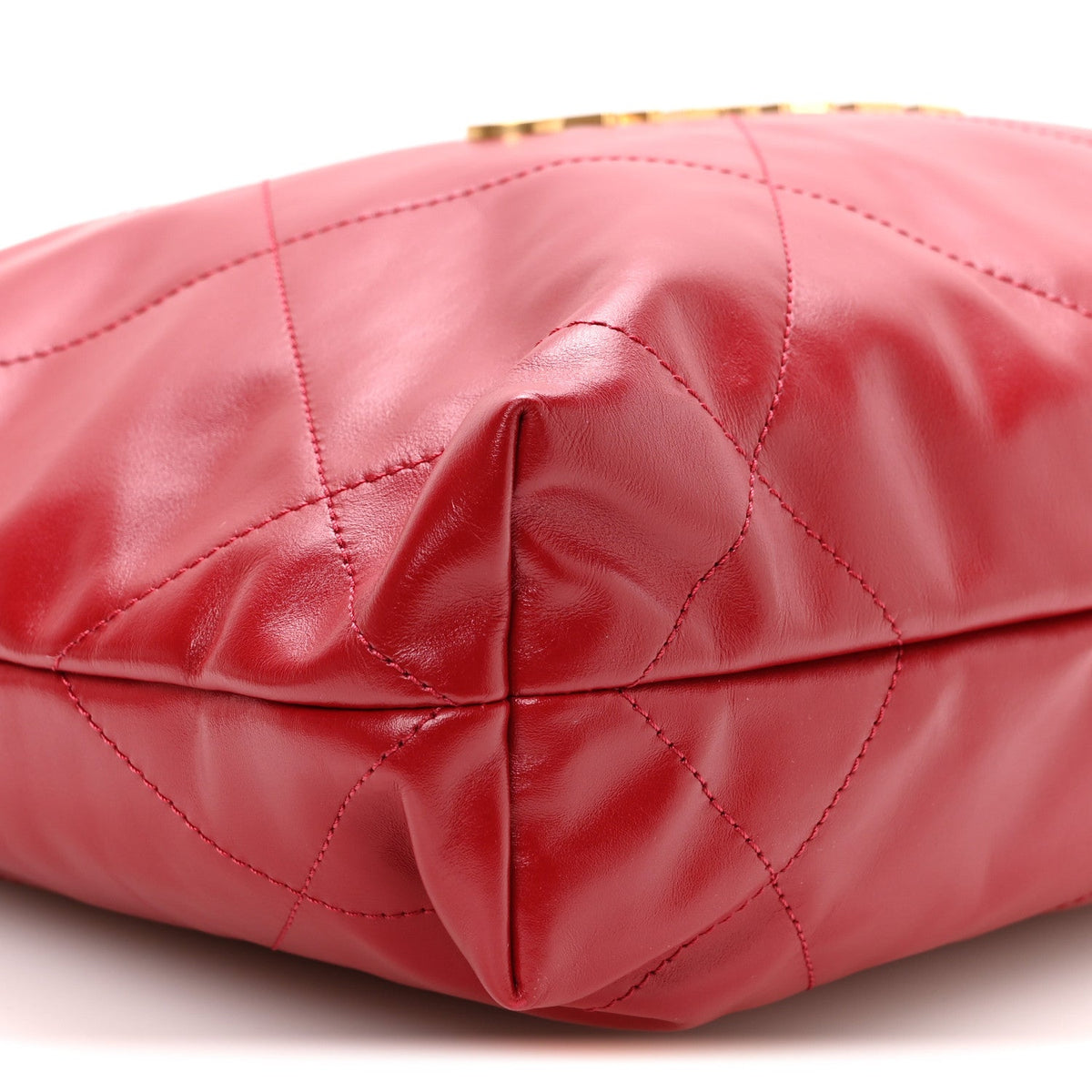 Small Quilted Calfskin Handbag - Red