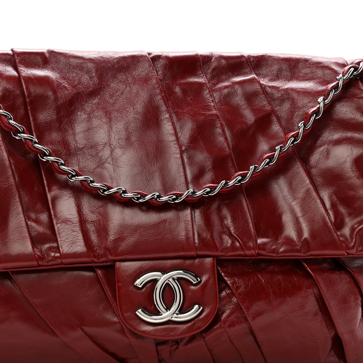 Maxi Calfskin Flap Shoulder Bag - Red