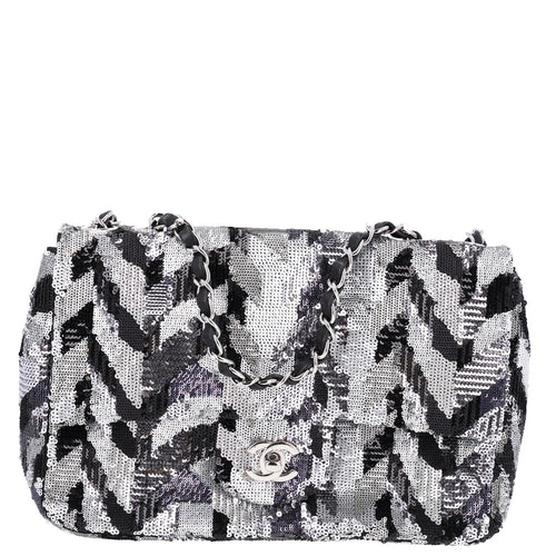 Medium Flap Shoulder Bag - Black