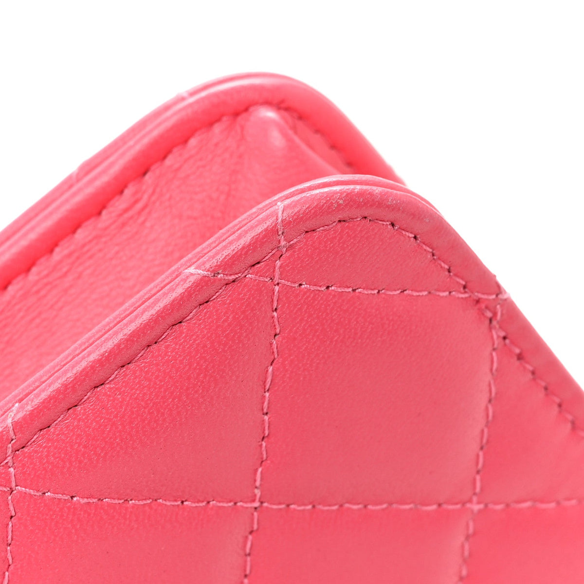 Quilted Lambskin Wallet Bag - Pink