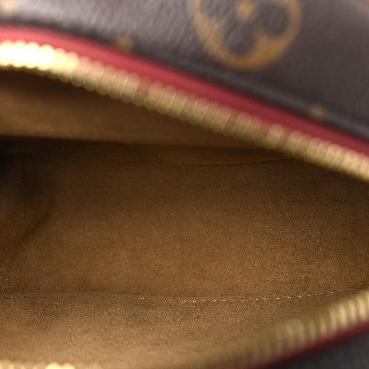 Monogram Boite Chapeau Souple Pm Handbag