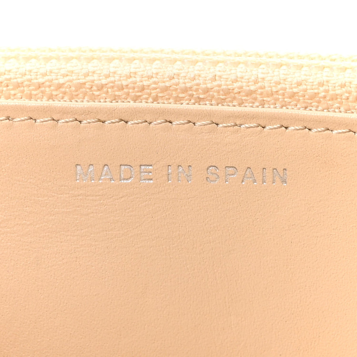 Quilted Caviar Wallet Bag - Beige