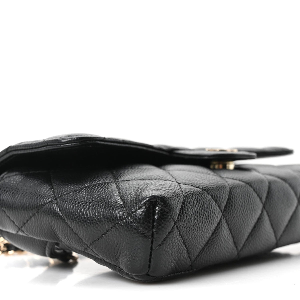 Quilted Caviar Flap Shoulder Bag - Black