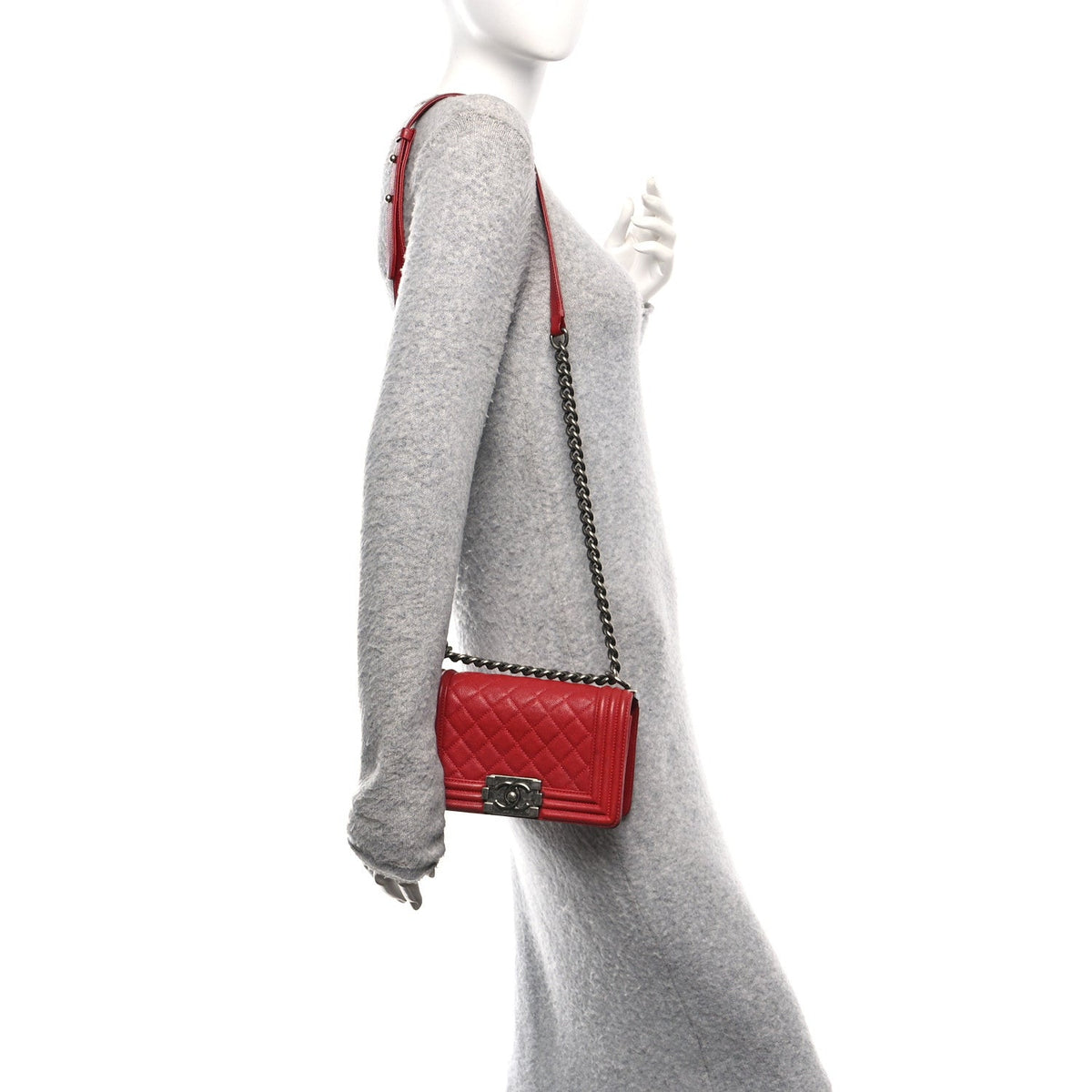 Small Quilted Caviar Flap Shoulder Bag - Red
