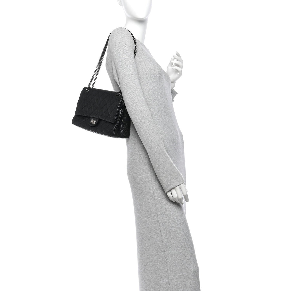 Quilted Caviar Flap Shoulder Bag - Black