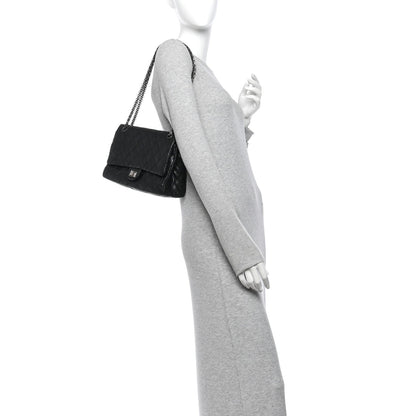 Quilted Caviar Flap Shoulder Bag - Black