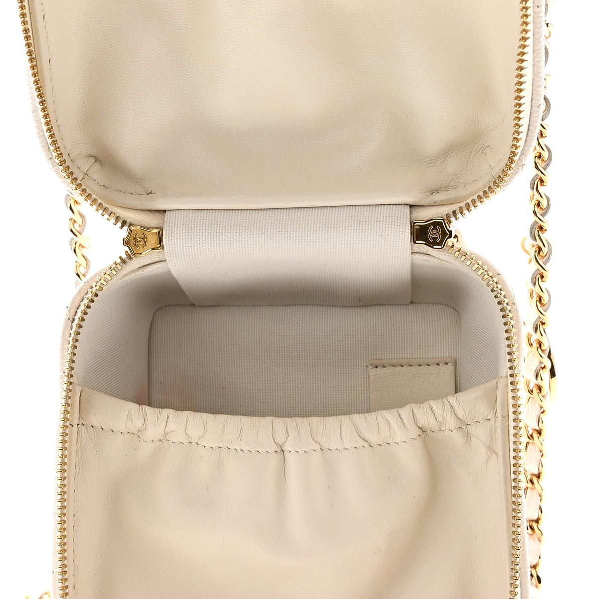 Quilted Caviar Handbag - White