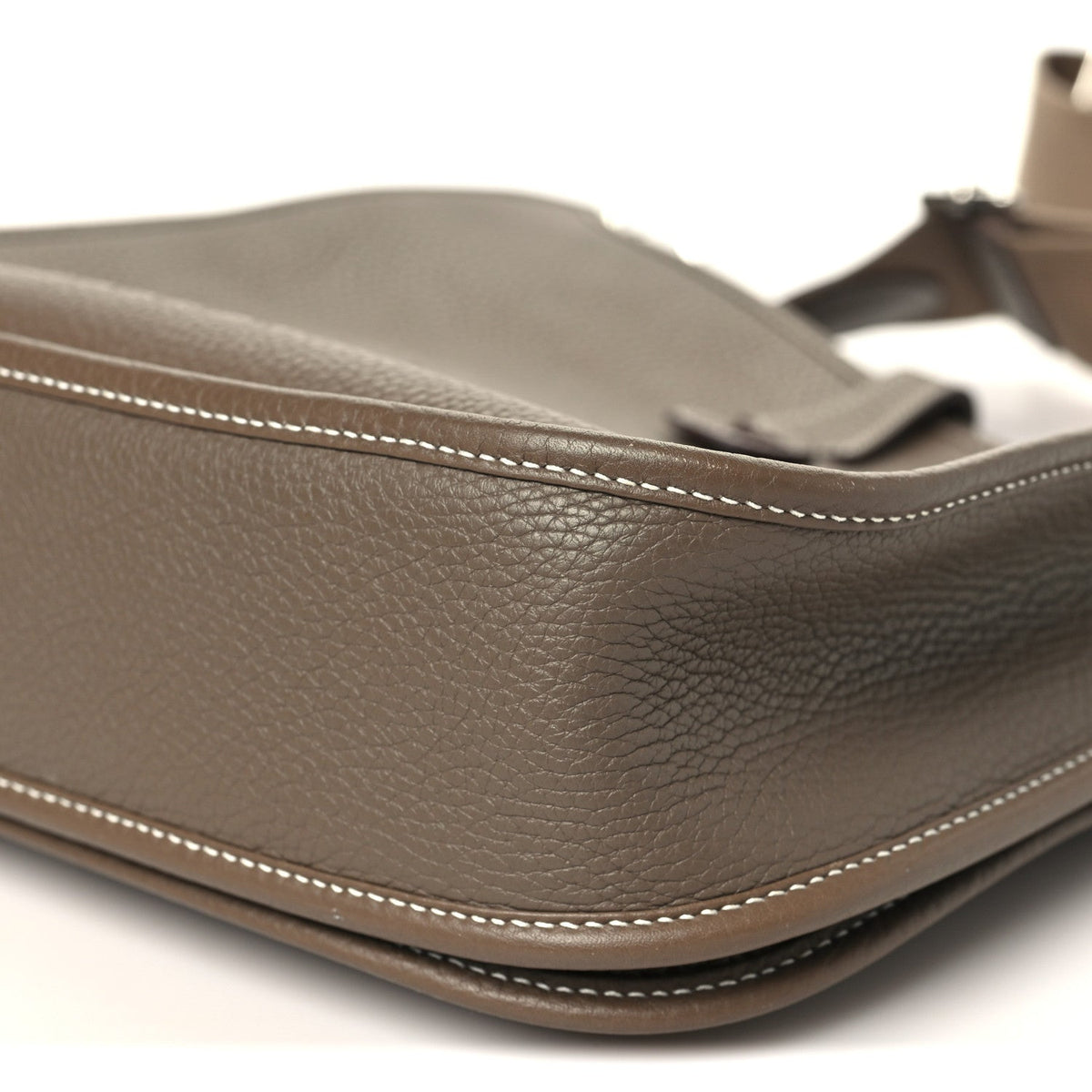 Taurillon Clemence Evelyne Iii Pm Etoupe Handbag