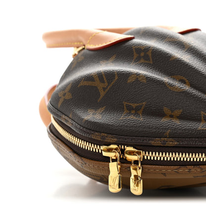 Reverse Monogram Venus Nm Handbag