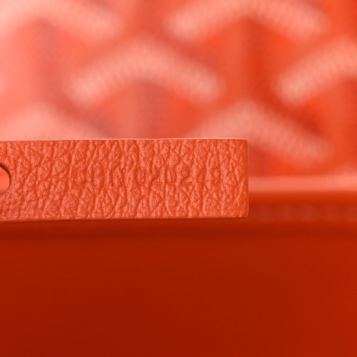 Ine Saint Louis Pm Orange Handbag