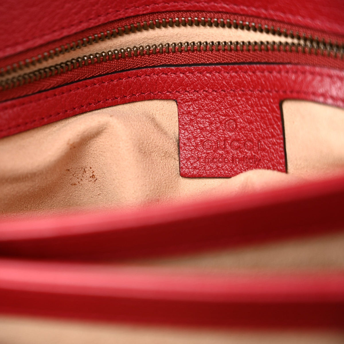 Medium Shoulder Bag - Red
