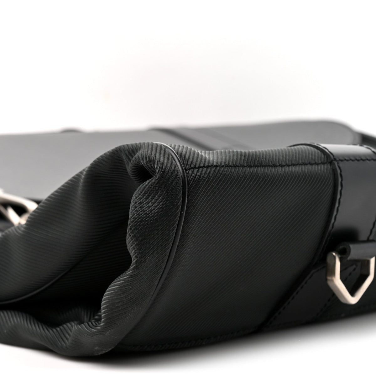Taiga Portable Gibeciere Ardoise Handbag