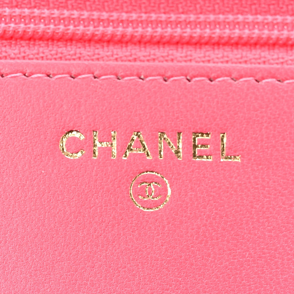 Quilted Lambskin Wallet Bag - Pink