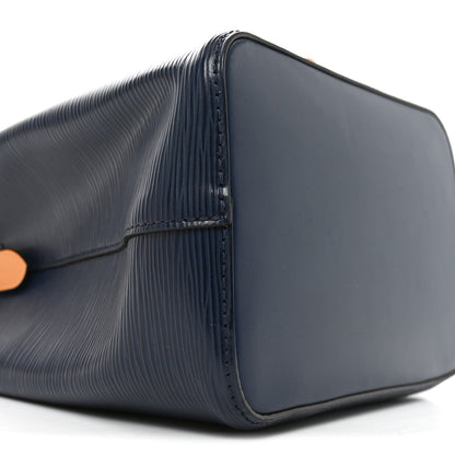 Epi Neonoe Bb Indigo Safran Handbag