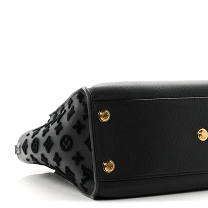 Calfskin Handbag - Black