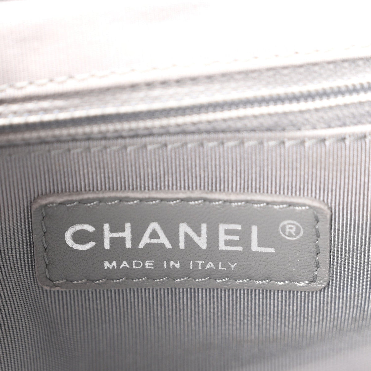 Medium Quilted Lambskin Handbag - Black