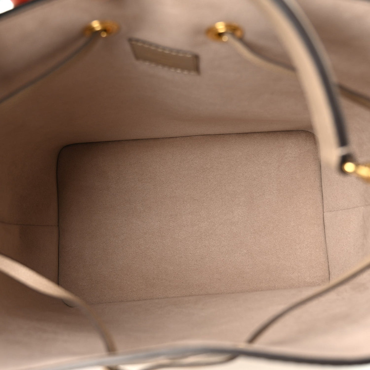 Empreinte Monogram Giant Neonoe Mm Tourt Handbag