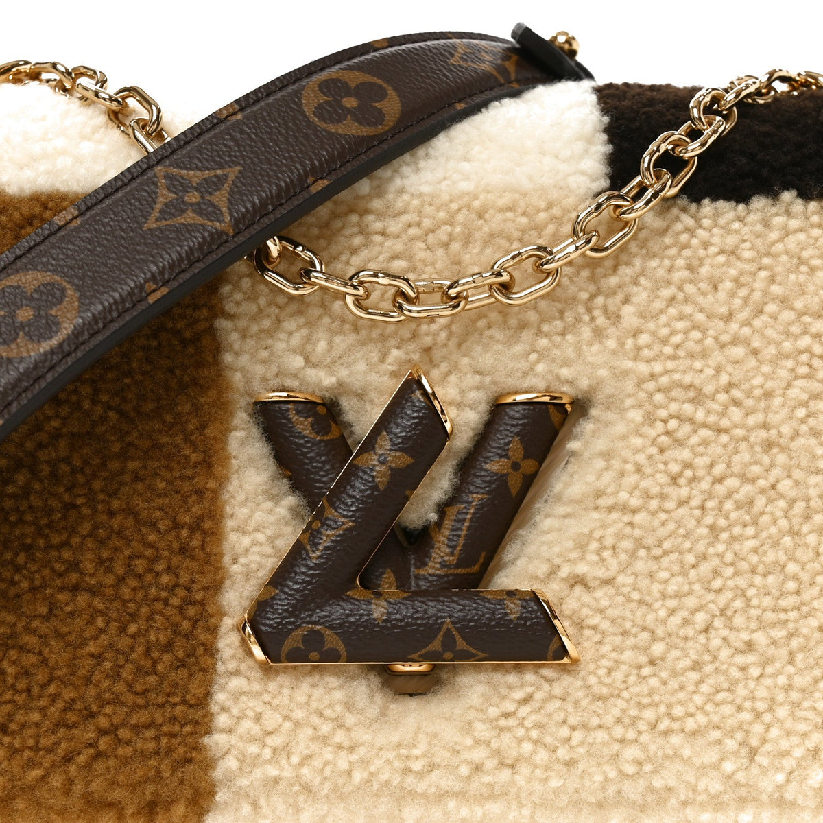 Monogram Epi Teddy Twist Mm Creme Handbag