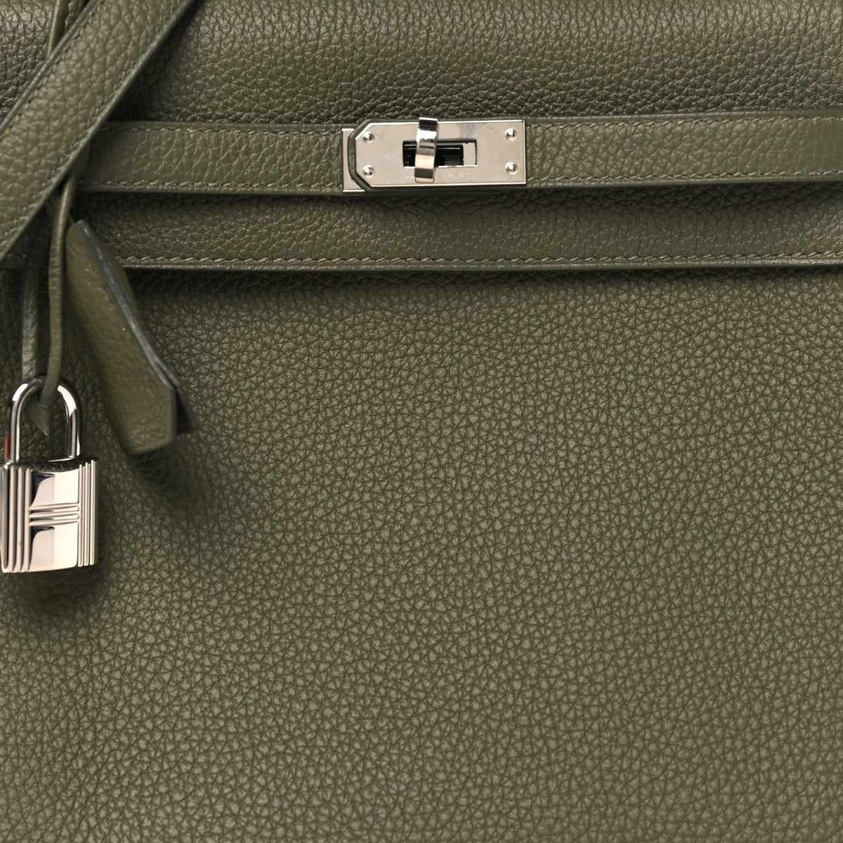 Togo Kelly Retourne 25 Vert Veronesse Handbag