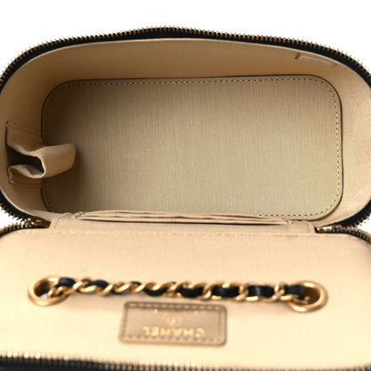 Small Quilted Lambskin Handbag - Black