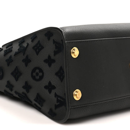 Calfskin Handbag - Black