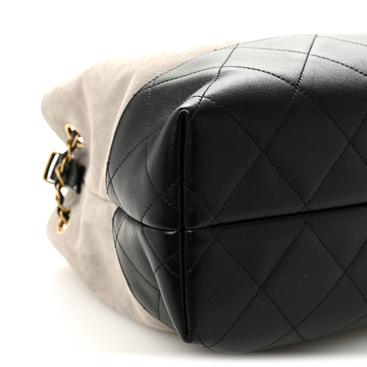 Small Quilted Lambskin Handbag - Grey
