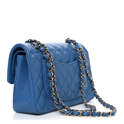 Medium Quilted Caviar Flap Shoulder Bag - Blue