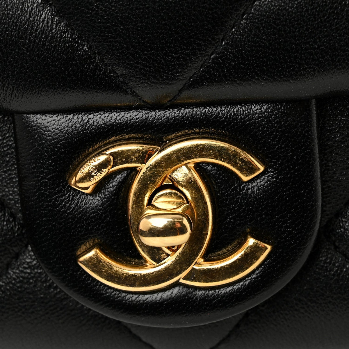 Large Quilted Lambskin Flap Shoulder Bag - Black