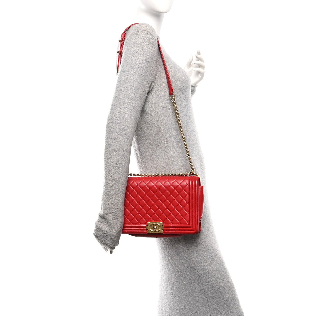 Medium Quilted Lambskin Flap Shoulder Bag - Red
