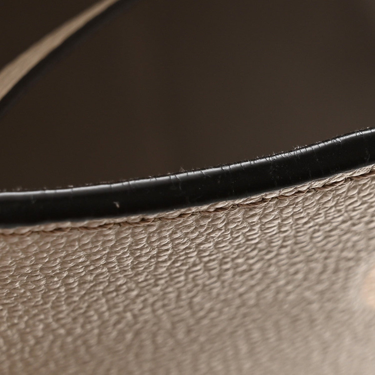 Empreinte Monogram Giant Neonoe Mm Tourt Handbag