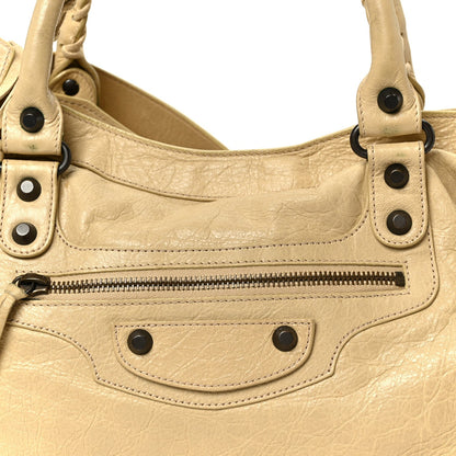 Agneau Classic Hardware City Dune Handbag