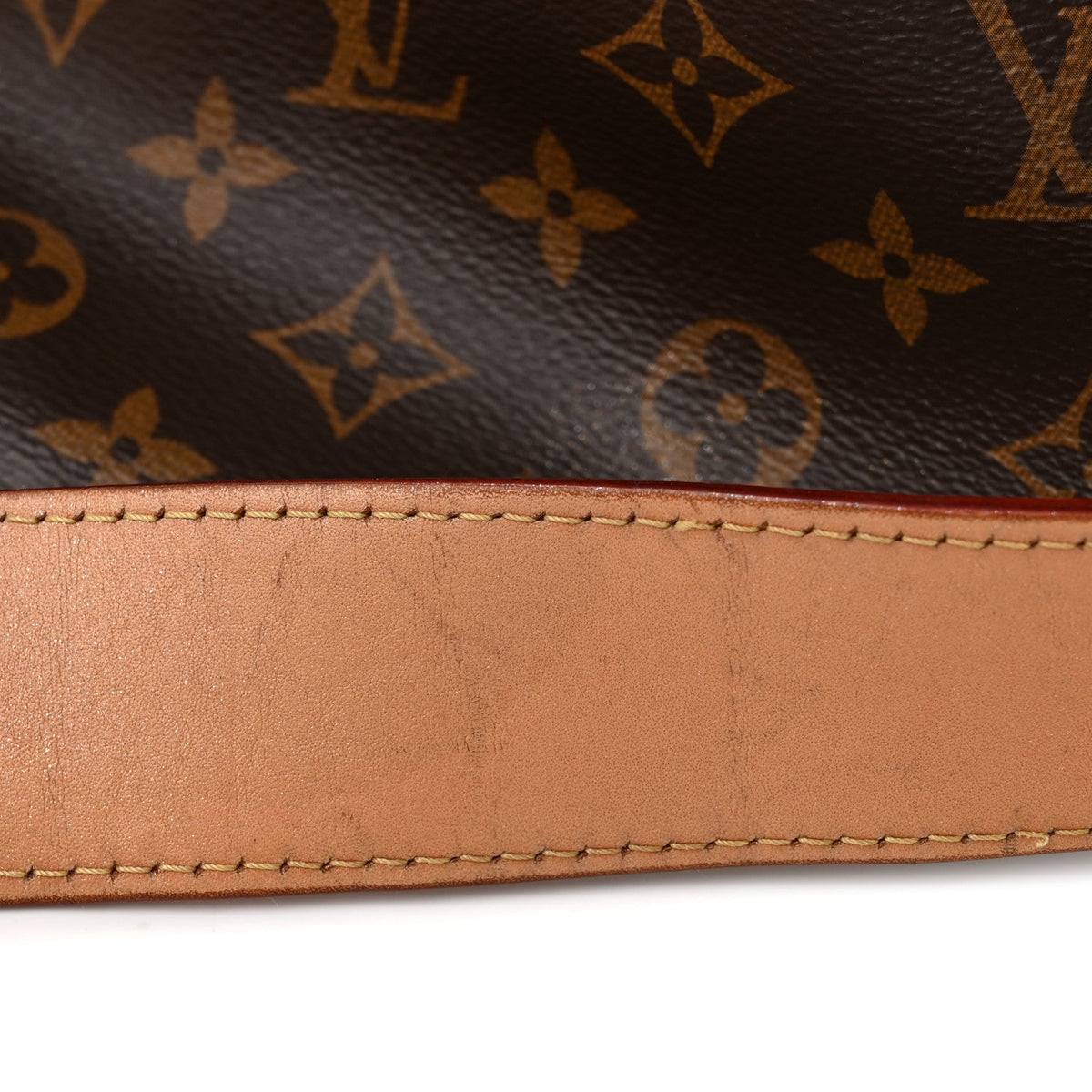 Monogram Carryall Mm Handbag
