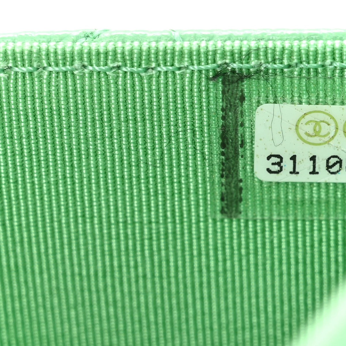Quilted Caviar Wallet Bag - Green