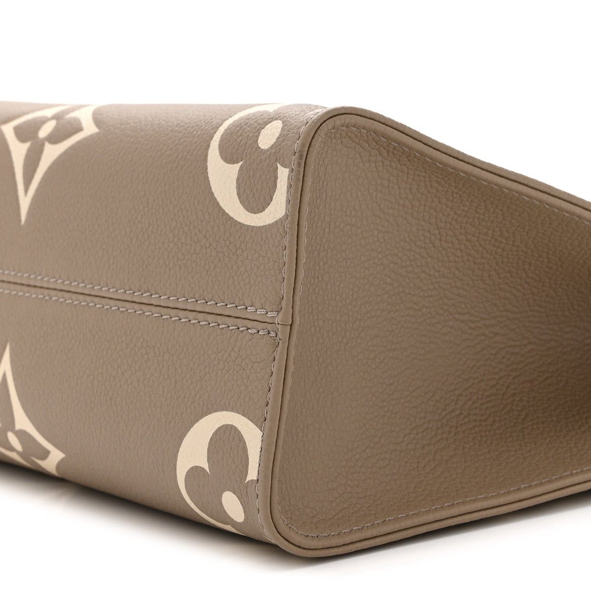 Empreinte Monogram Giant Onthego Pm Tour Handbag