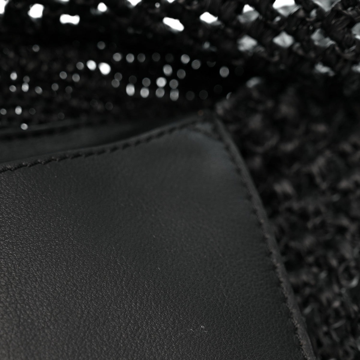 Medium Shoulder Bag - Black