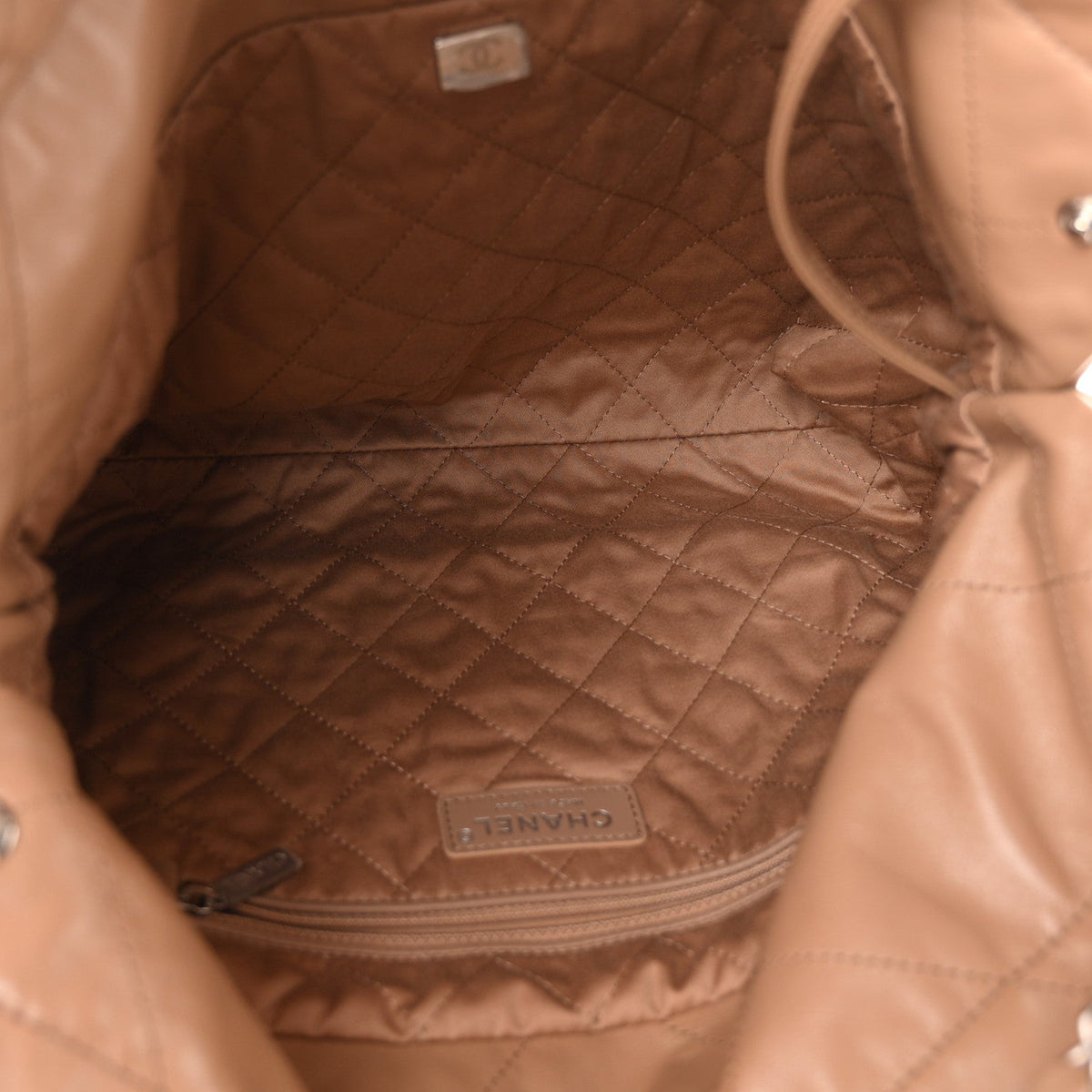 Small Quilted Calfskin Handbag - Beige