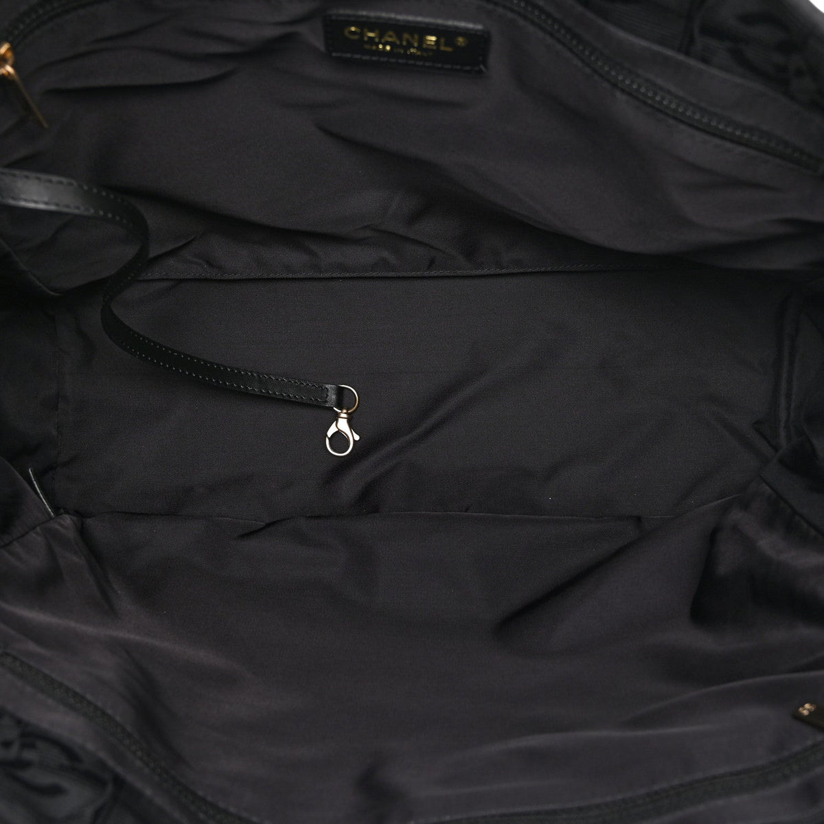 Medium Nylon Tote Bag - Black
