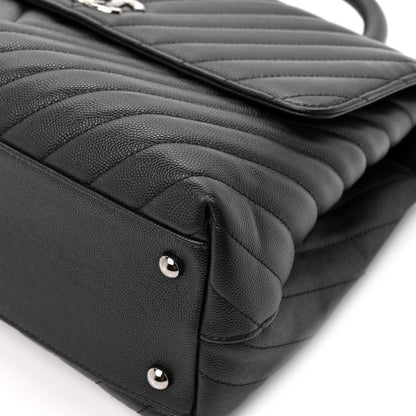 Medium Quilted Caviar Flap Shoulder Bag - Black