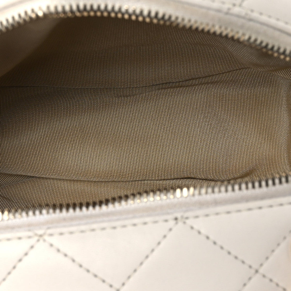 Quilted Lambskin Handbag - White